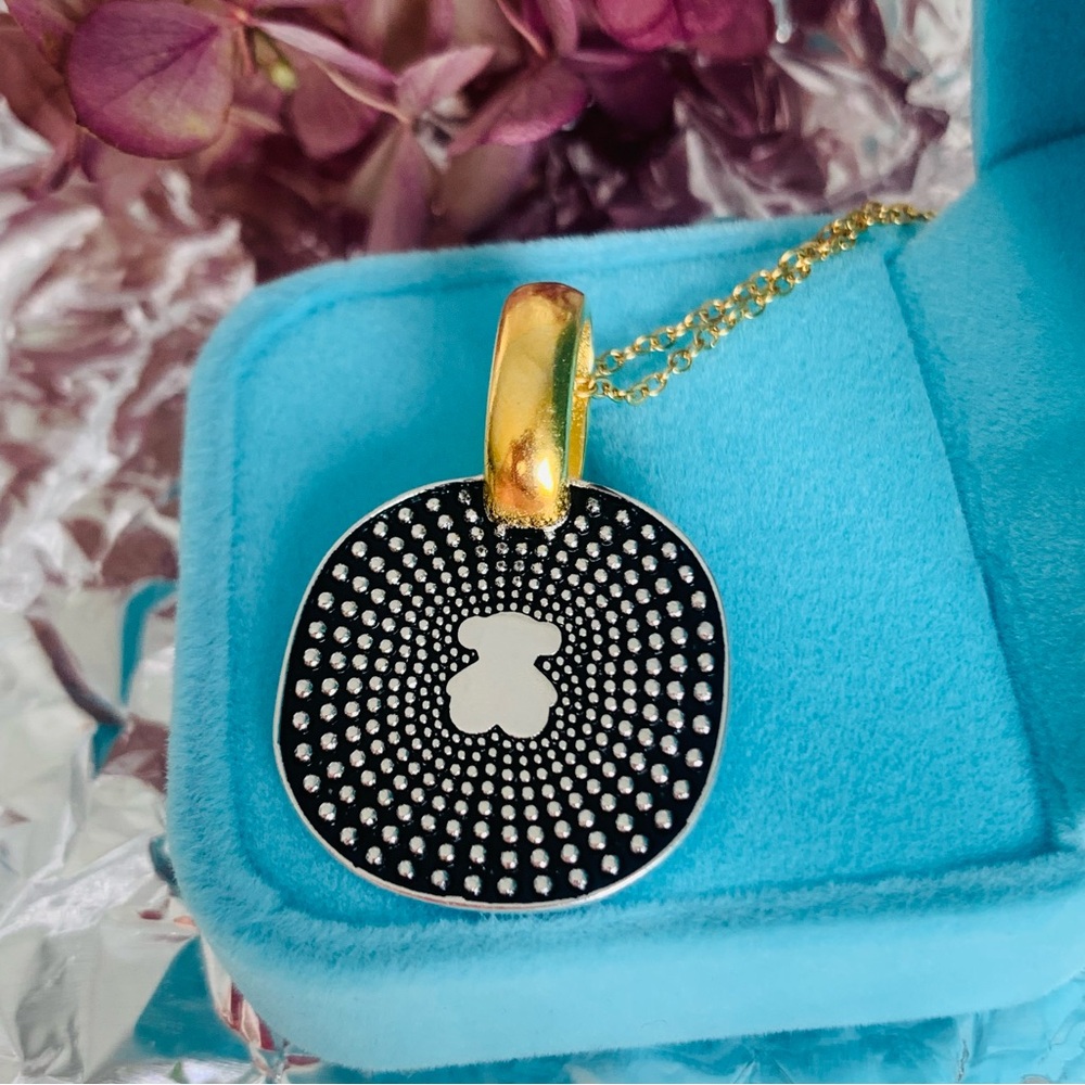 Tous Pendant Radiant Rays Spanish Bear in Sun Rays